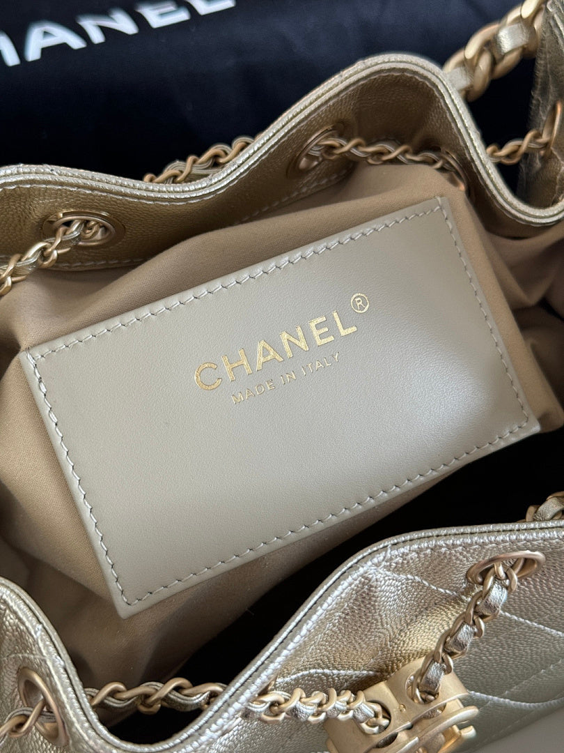 Bolsa Hobo Chanel 25 Metalica