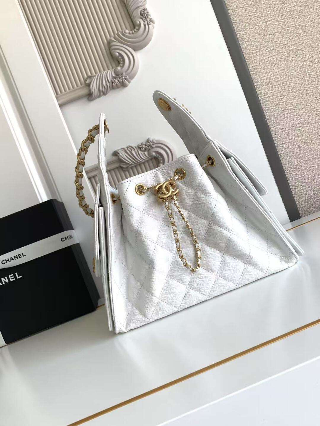 Bolsa Hobo Chanel 25 White