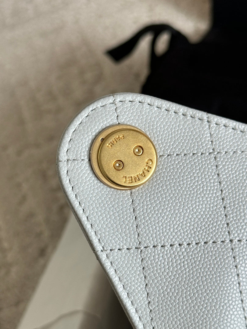 Bolsa Hobo Chanel 25