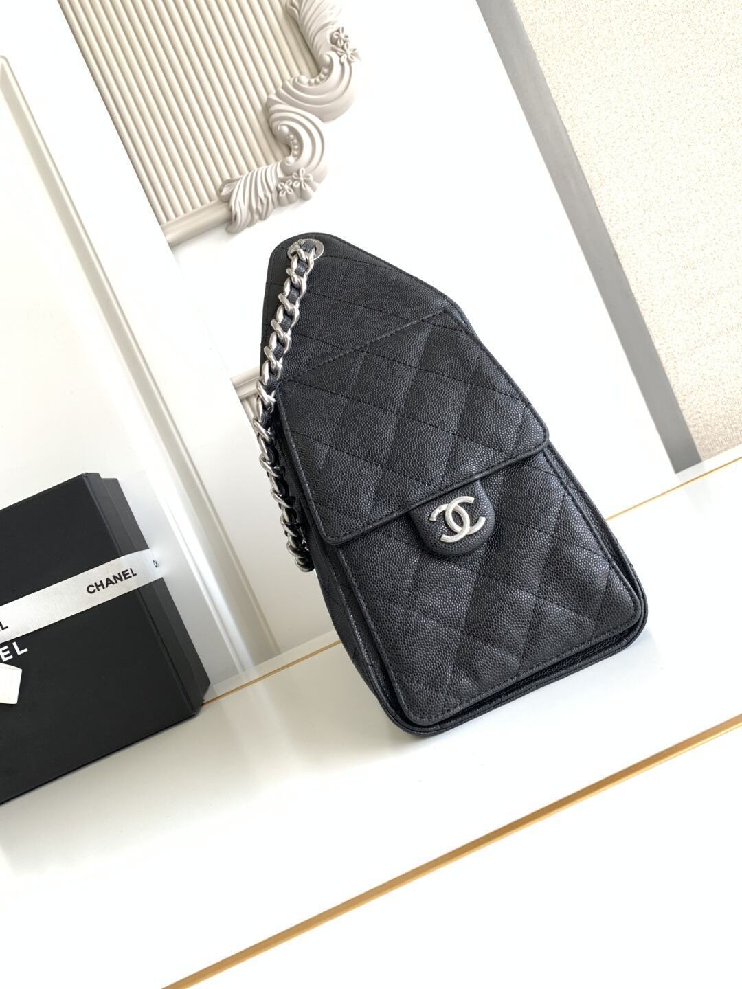 Bolsa Hobo Chanel 25 Black