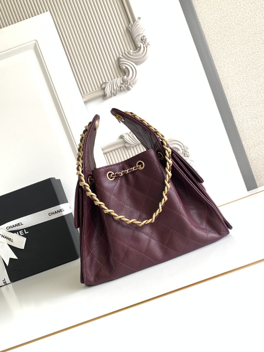 Bolsa Hobo  Chanel 25
