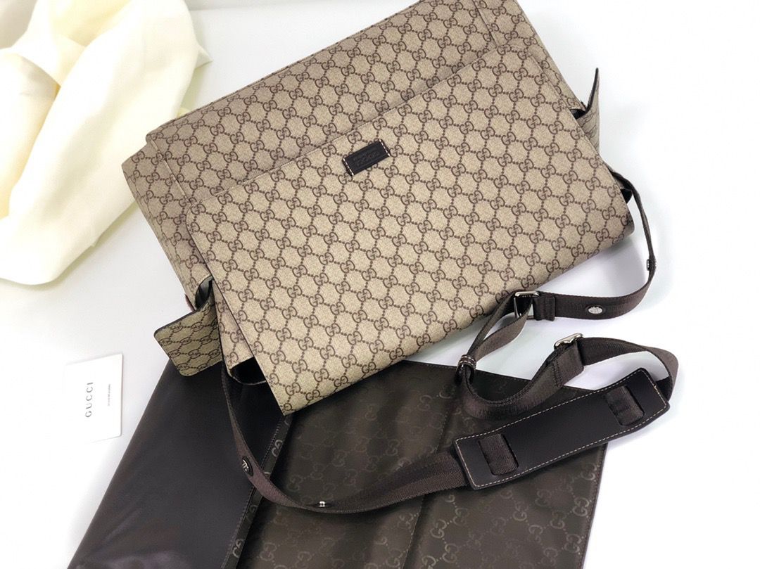 Bolsa Gucci GG Supreme Mothers