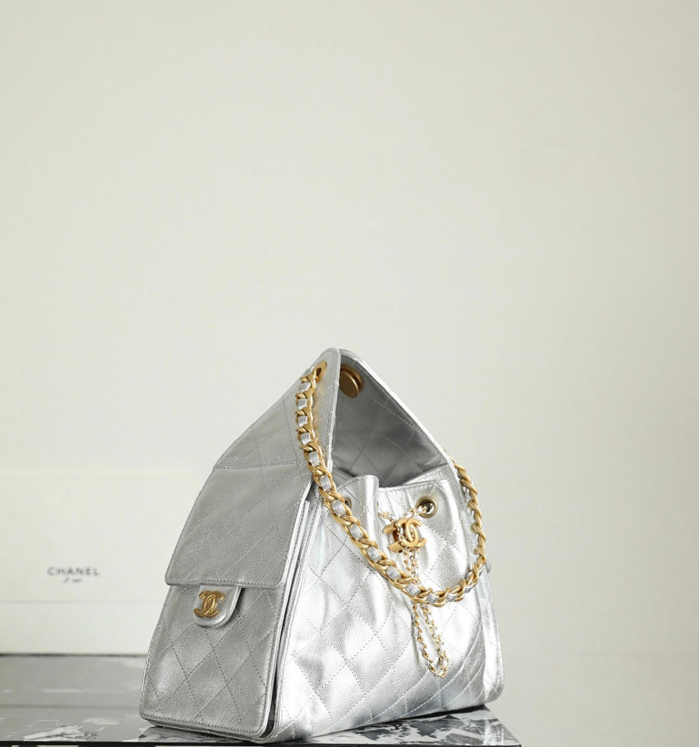 Bolsa Hobo  Chanel 25